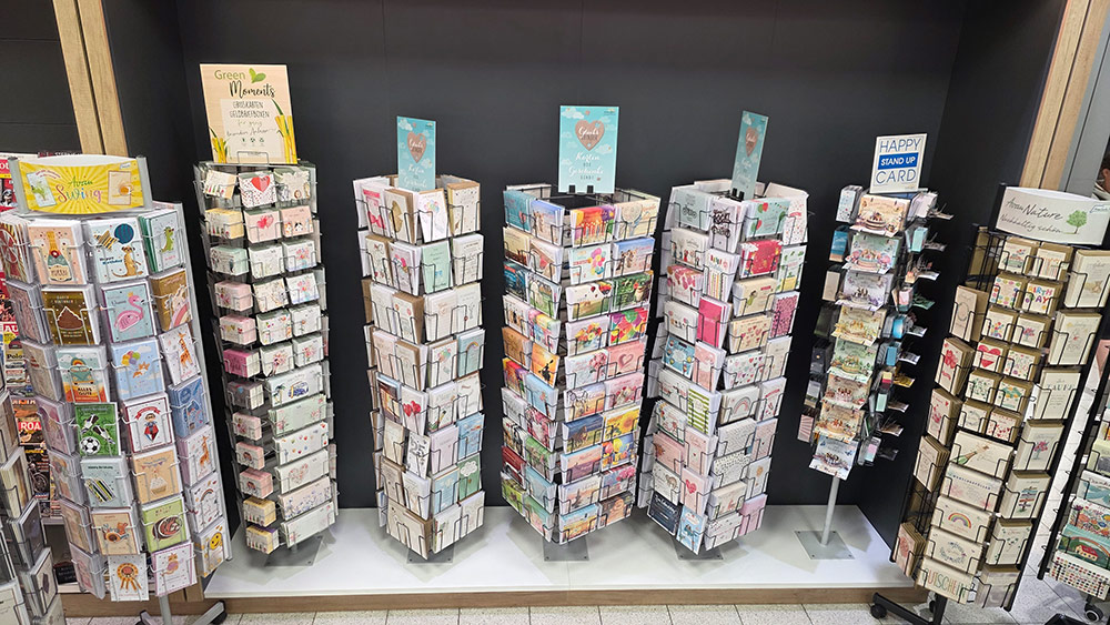 Grußkarten und Geschenkartikel in unserem Laden